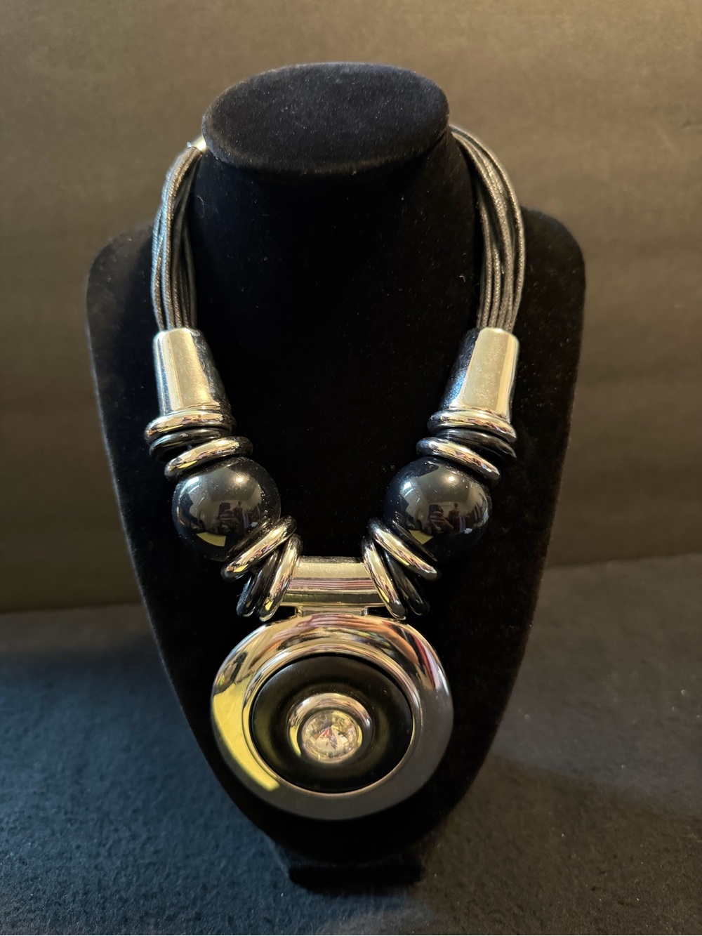 Fashion Bold Black and Silver Statement Necklace